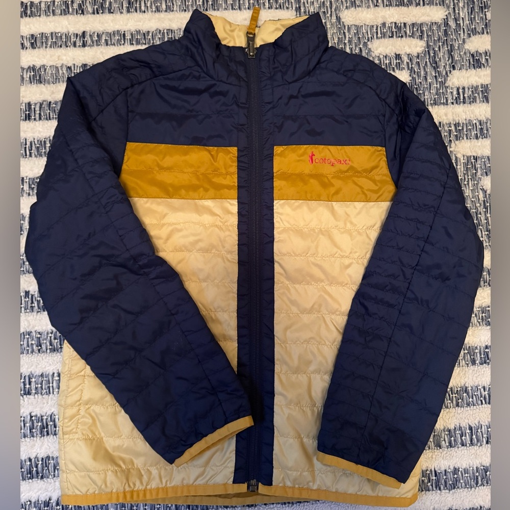 Cotopaxi Kids Reversible insulated Capa Size Small Hiking Camping Youth